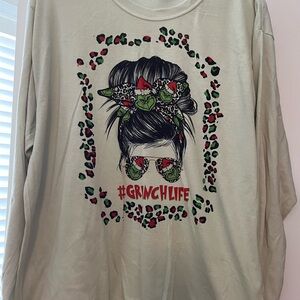 #GRINCHLIFE Graphic Sweatshirt in Cream with Red & Green Print
